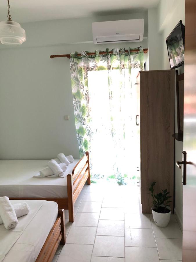 Thealos Inn Vrasná エクステリア 写真